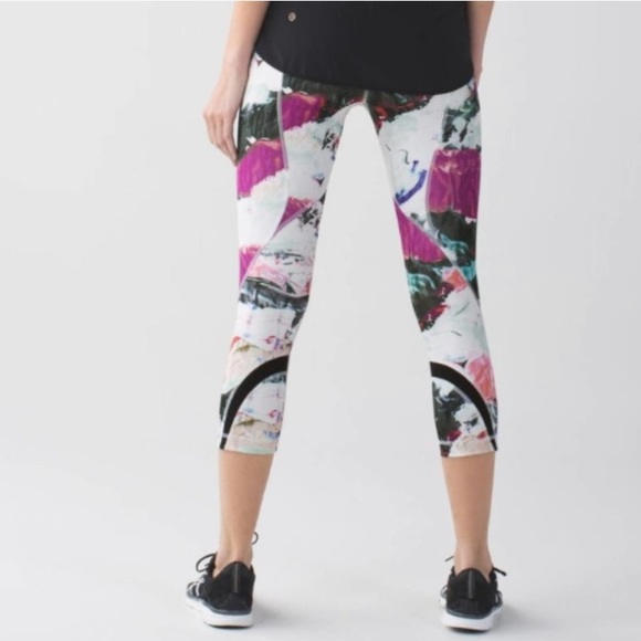 LULULEMON Run Inspire Crop Leggings pigment wave 4 printed yoga - Picture 2 of 13